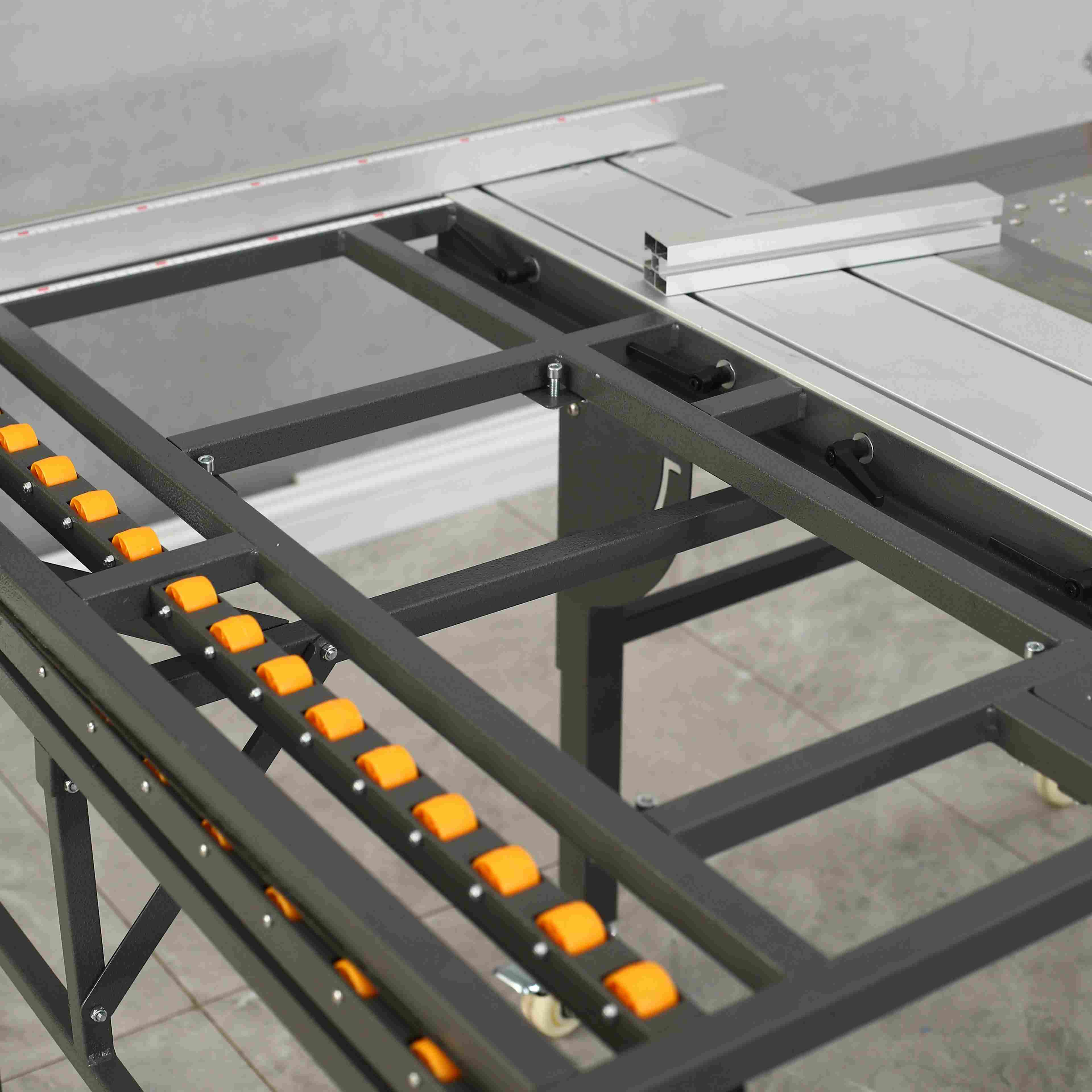เครื่องเลื่อยวงเดือนแบบเลื่อน  - Woodworking Machine บทวิจารณ์และราคา